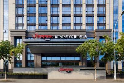南通江海大道希尔顿欢朋酒店外观