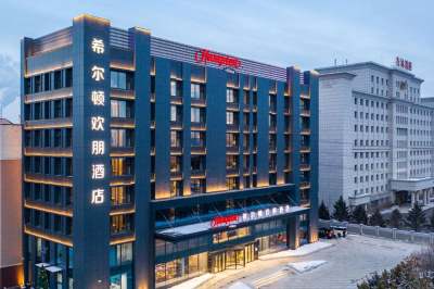 长春自由大路希尔顿欢朋酒店外观