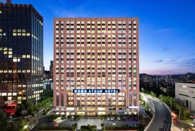 大连高新园区亚朵酒店外观