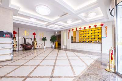 雅美格精品酒店(南京玄武湖九华山地铁站店)大堂