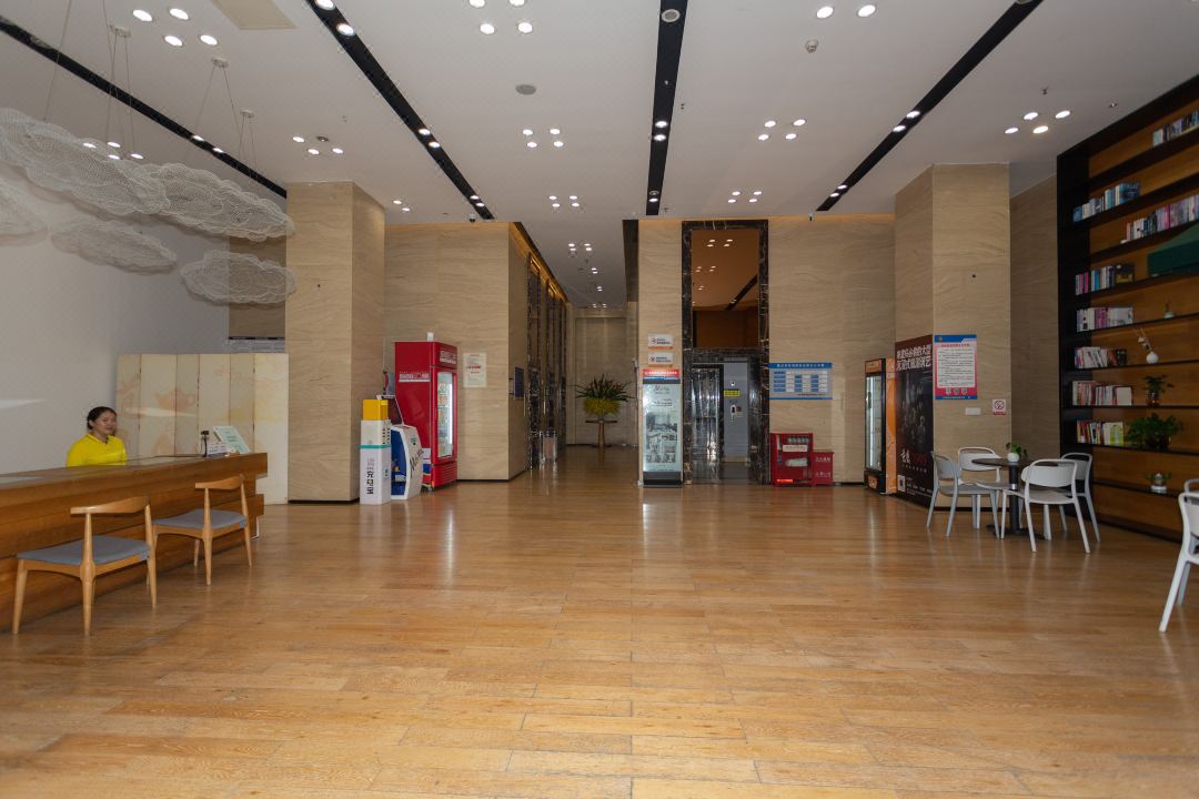 嘛嘛公寓(重庆大学城地铁站店)大堂