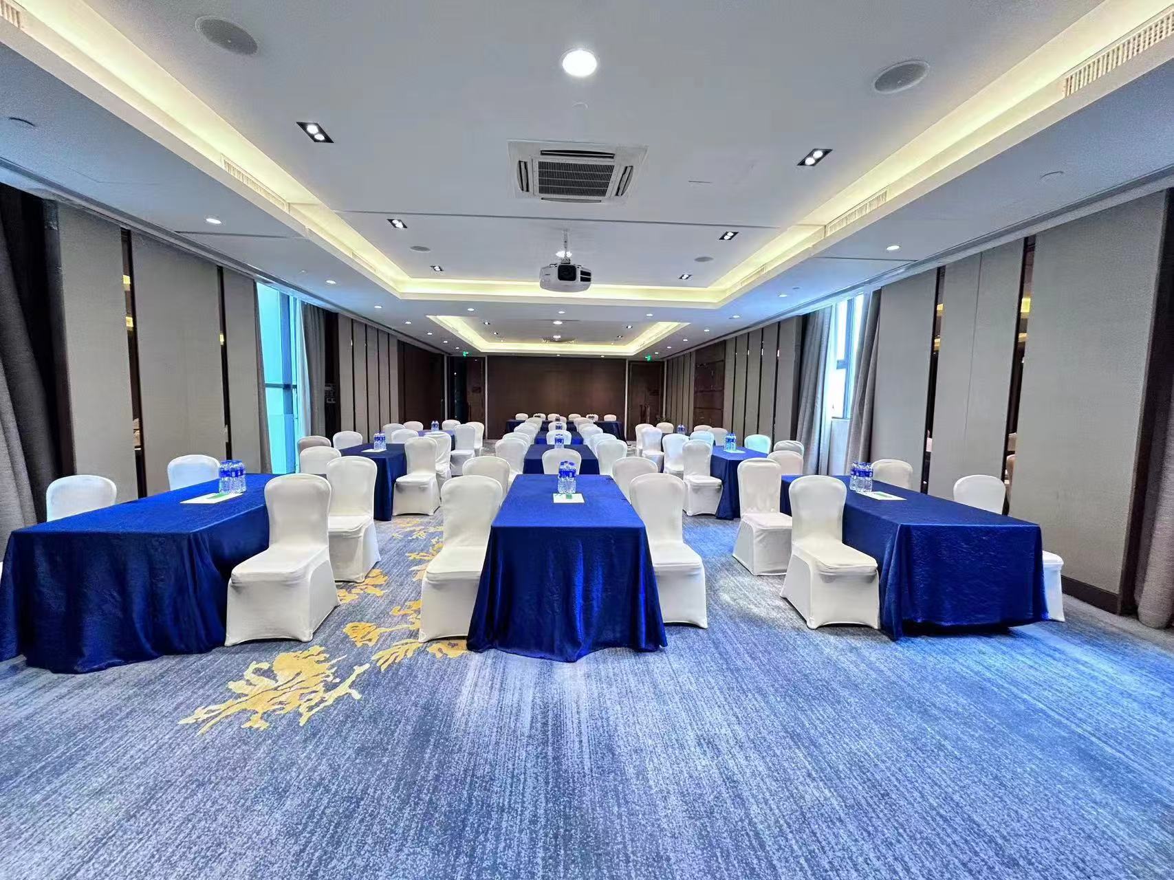 上海大华虹桥假日酒店怡华厅会场图