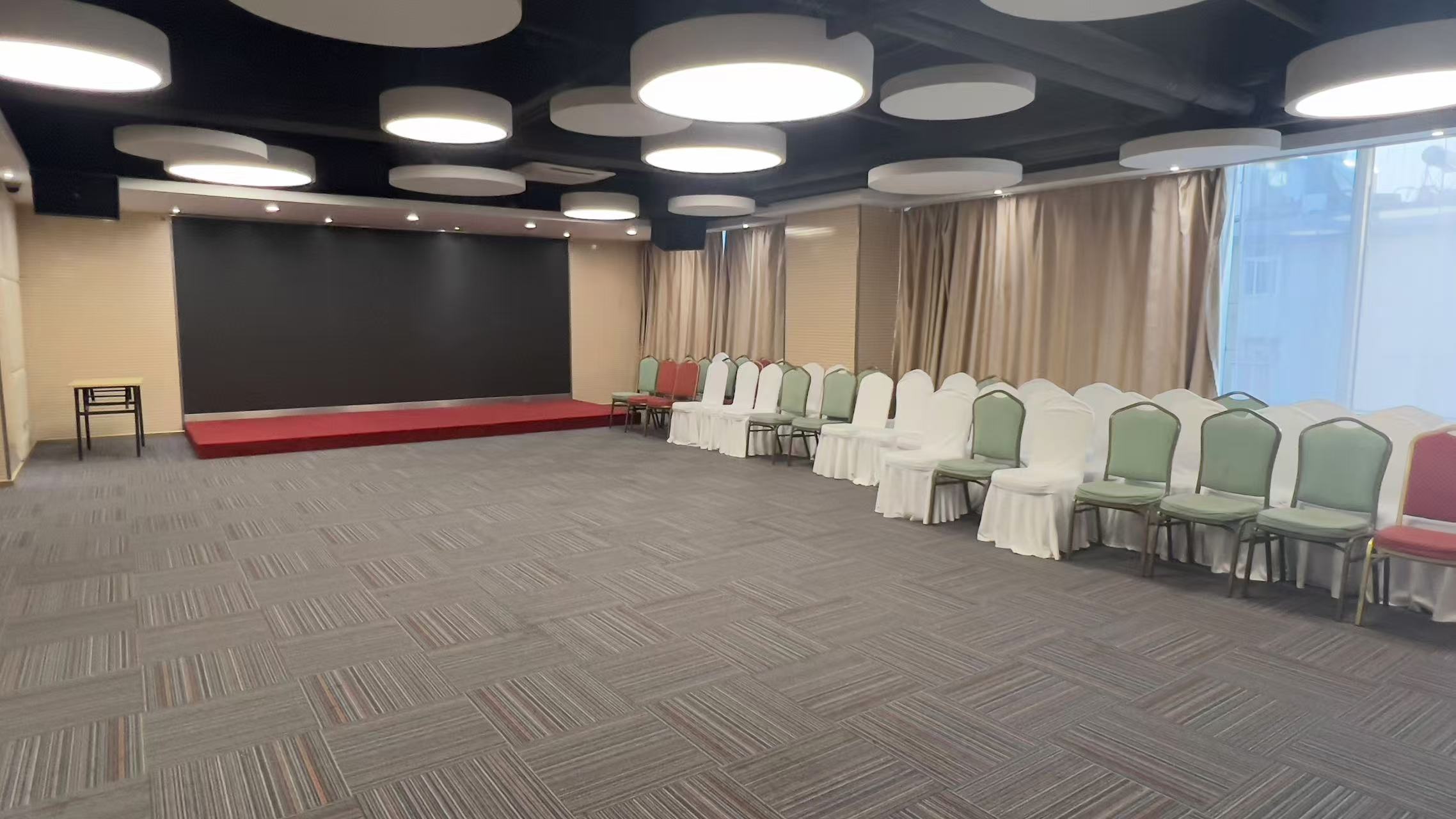 江苏凤凰台饭店瑶华厅会场图