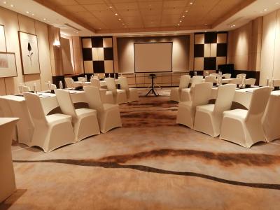 上海阿纳迪酒店和鸣厅会场图