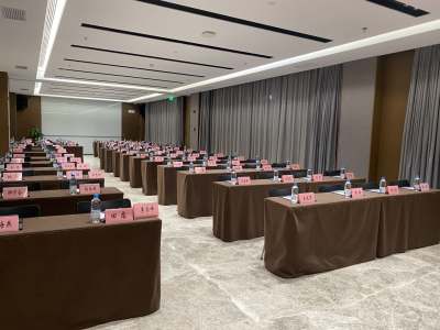 大连中山希尔顿欢朋酒店G层1号会议室会场图