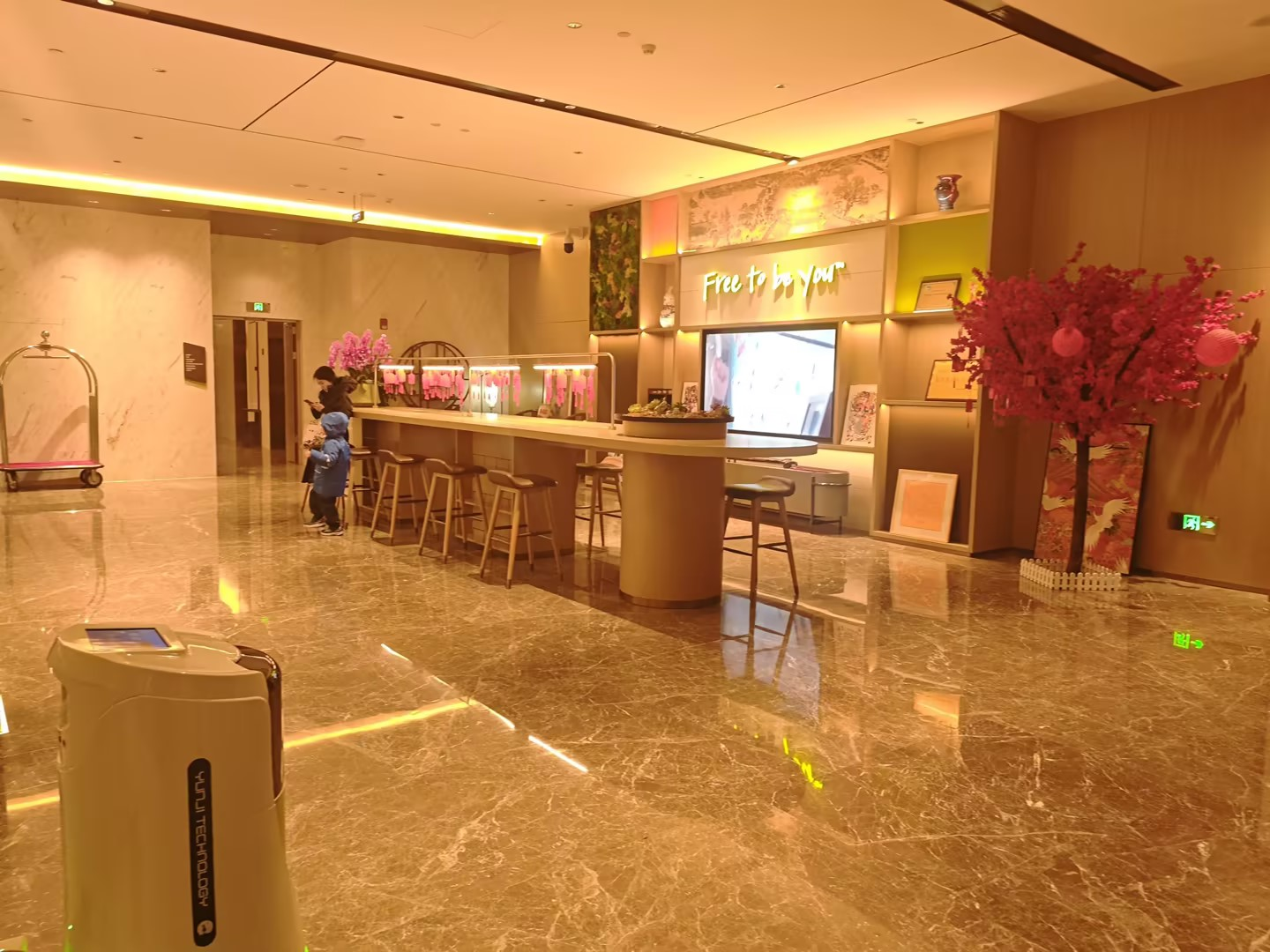 开封清明上河园希尔顿惠庭酒店大堂