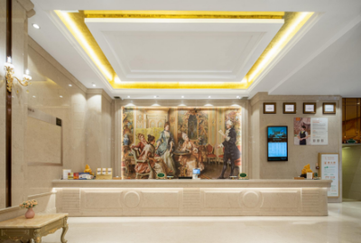 维也纳国际酒店（武汉杨泗港长江大桥店）大堂