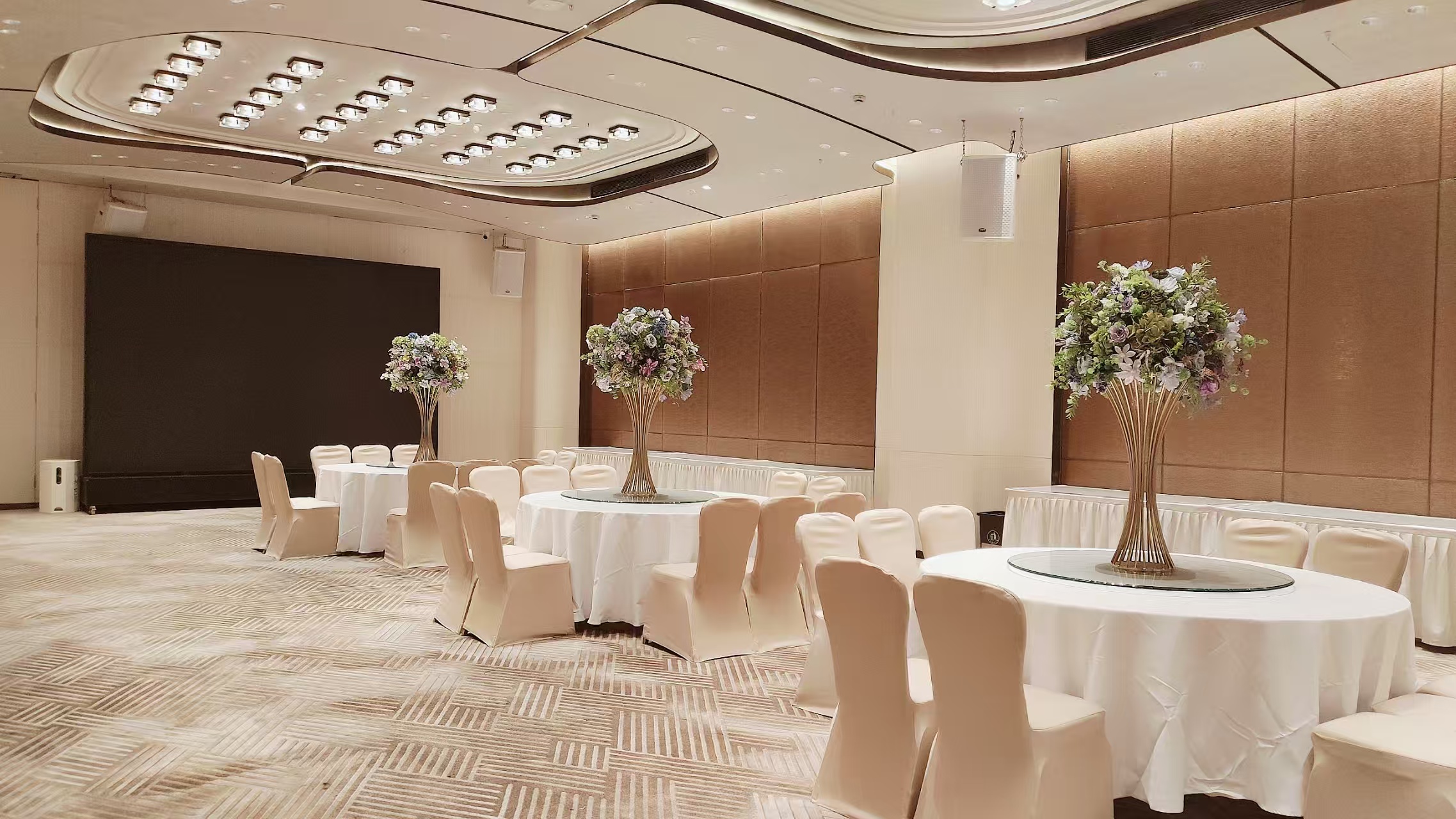 上海富茂国际酒店巴黎厅A/B会场图