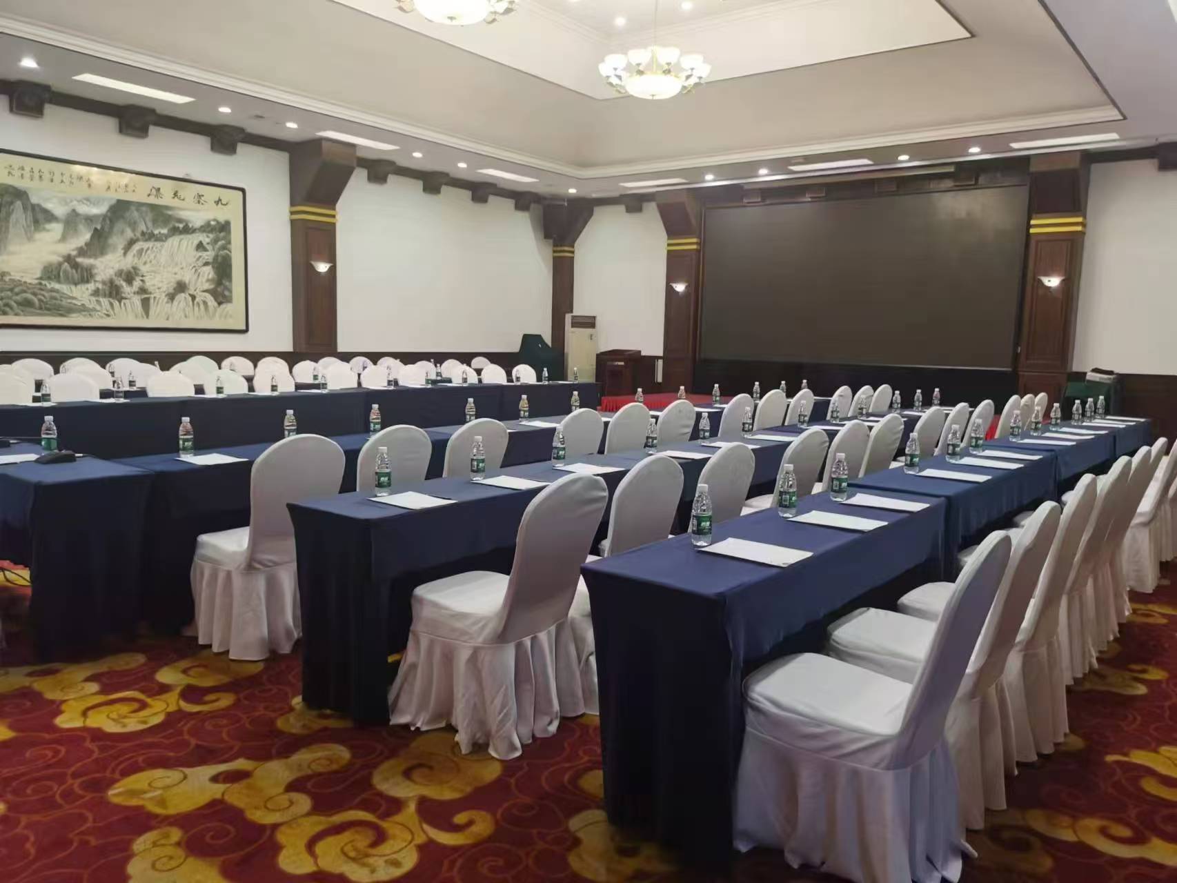 北京四川五粮液龙爪树宾馆八会会场图
