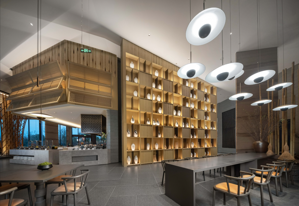 吴城远洲候鸟度假酒店望湖厅餐厅图