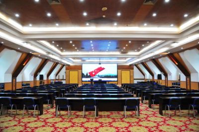 井冈山长天映山红大酒店有限公司综合厅会场图