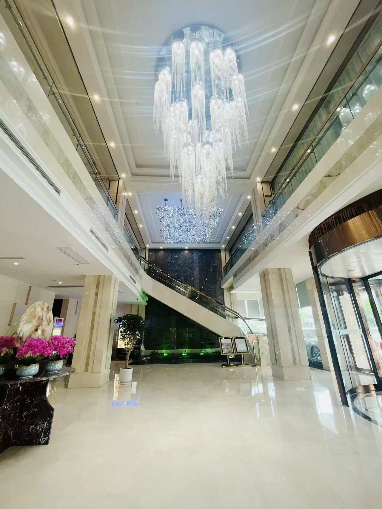 武汉鑫阿丹园光谷国际酒店大堂