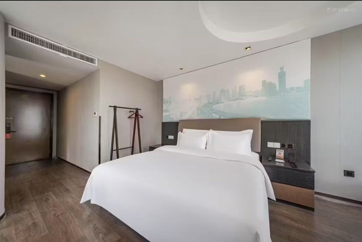 上海静安迪爾思酒店大床房客房图