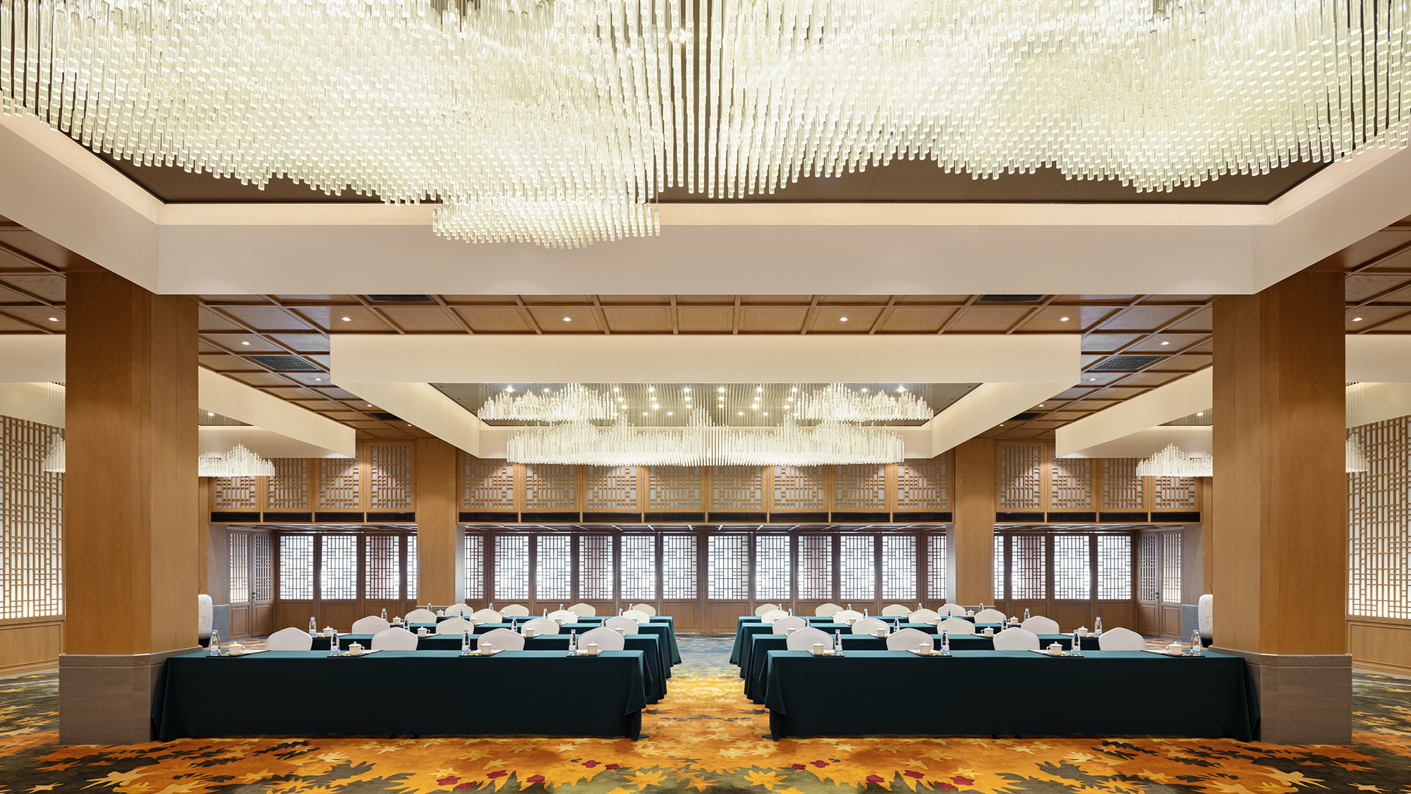南京栖霞山涵田栖云山房酒店会议厅