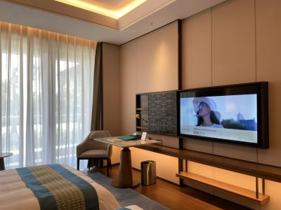 公航旅金陵大酒店庭院景观大床房客房图