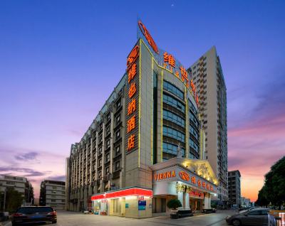 维也纳酒店(南宁科园大道地铁站店)外观