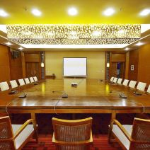 九华山五溪山色大酒店中会议室会场图
