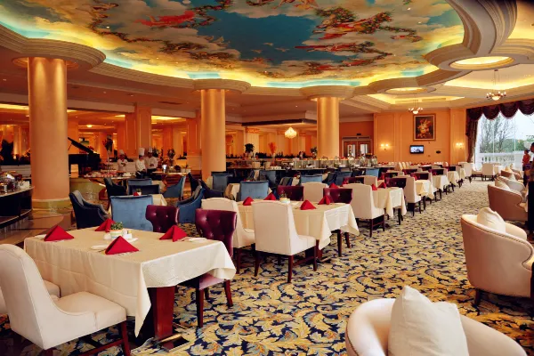 巢湖碧桂园凤悦凤凰酒店西餐厅餐厅图
