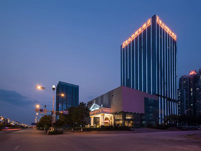 维也纳国际酒店南宁华南城店外观