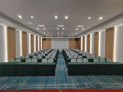铂顿元世纪广州神舟地铁站岭南学院店会议厅