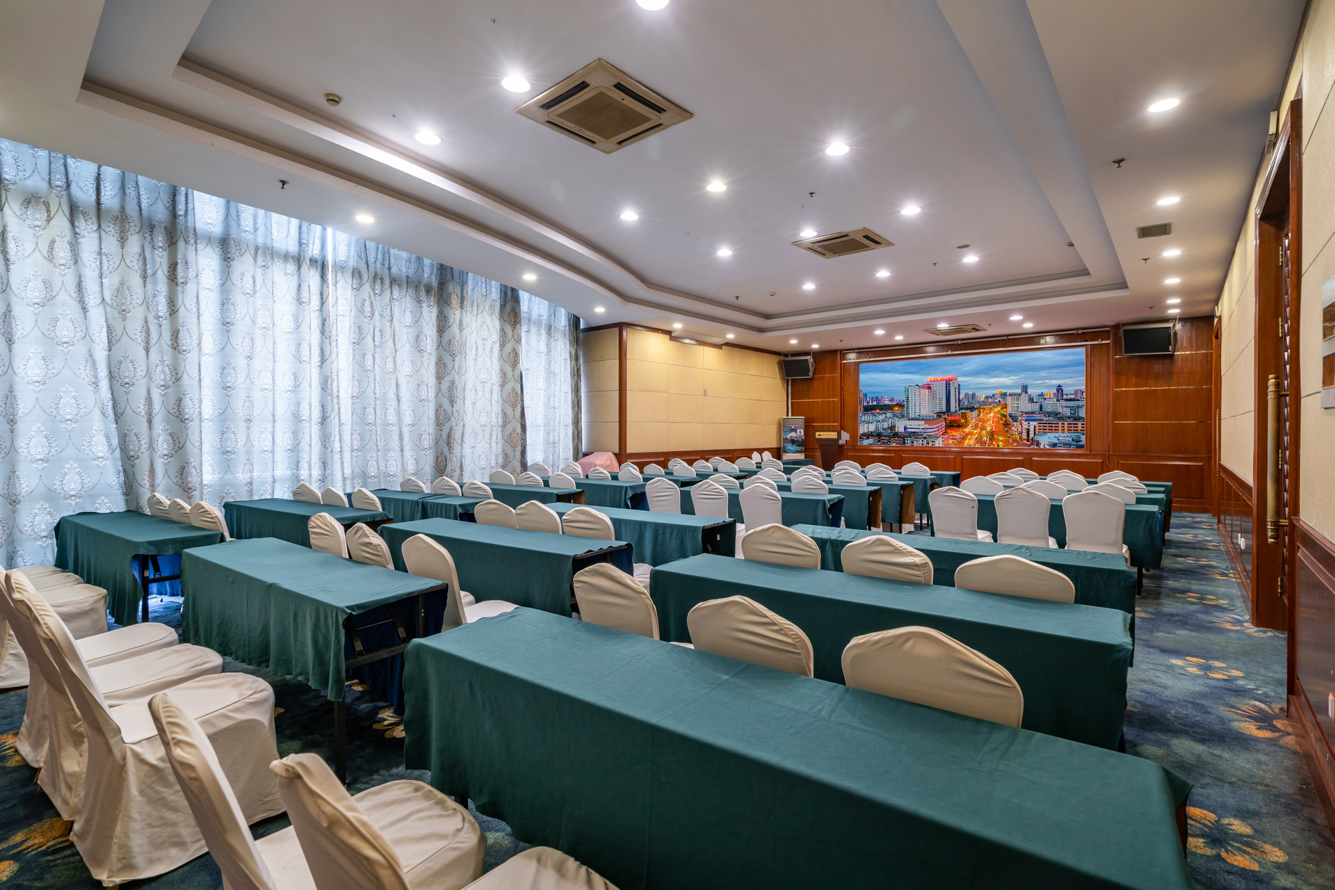 合肥银瑞林国际大酒店瑞荣厅会场图