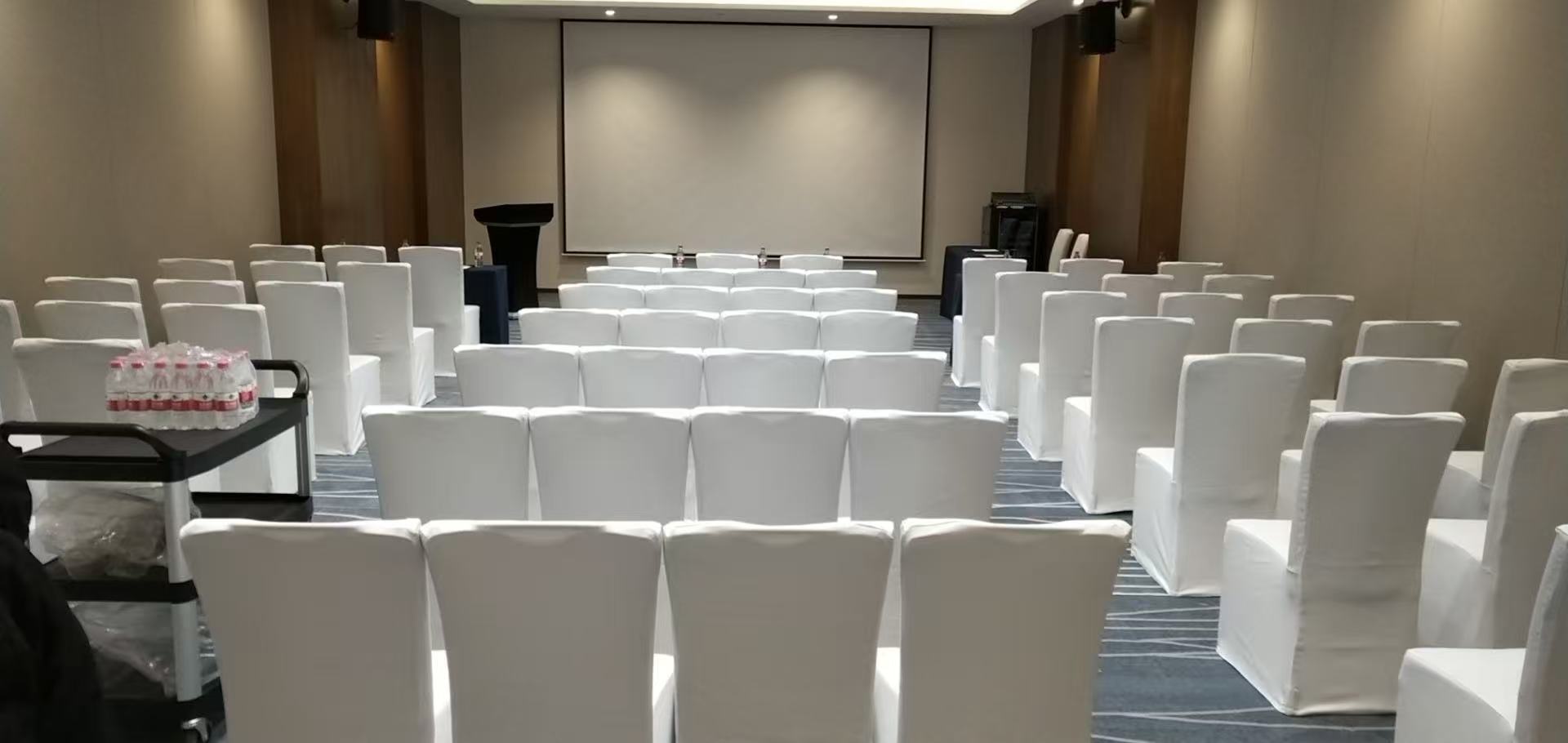 郑地奥体建国饭店2号会议室会场图