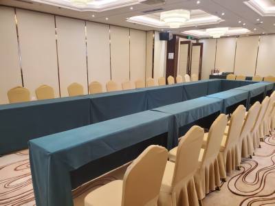 新疆旅投金谷大酒店有限公司3号会议室会场图
