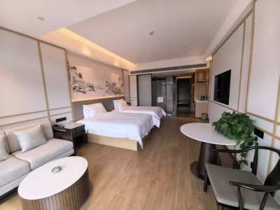 河北龙泉湖假日酒店商务标间客房图