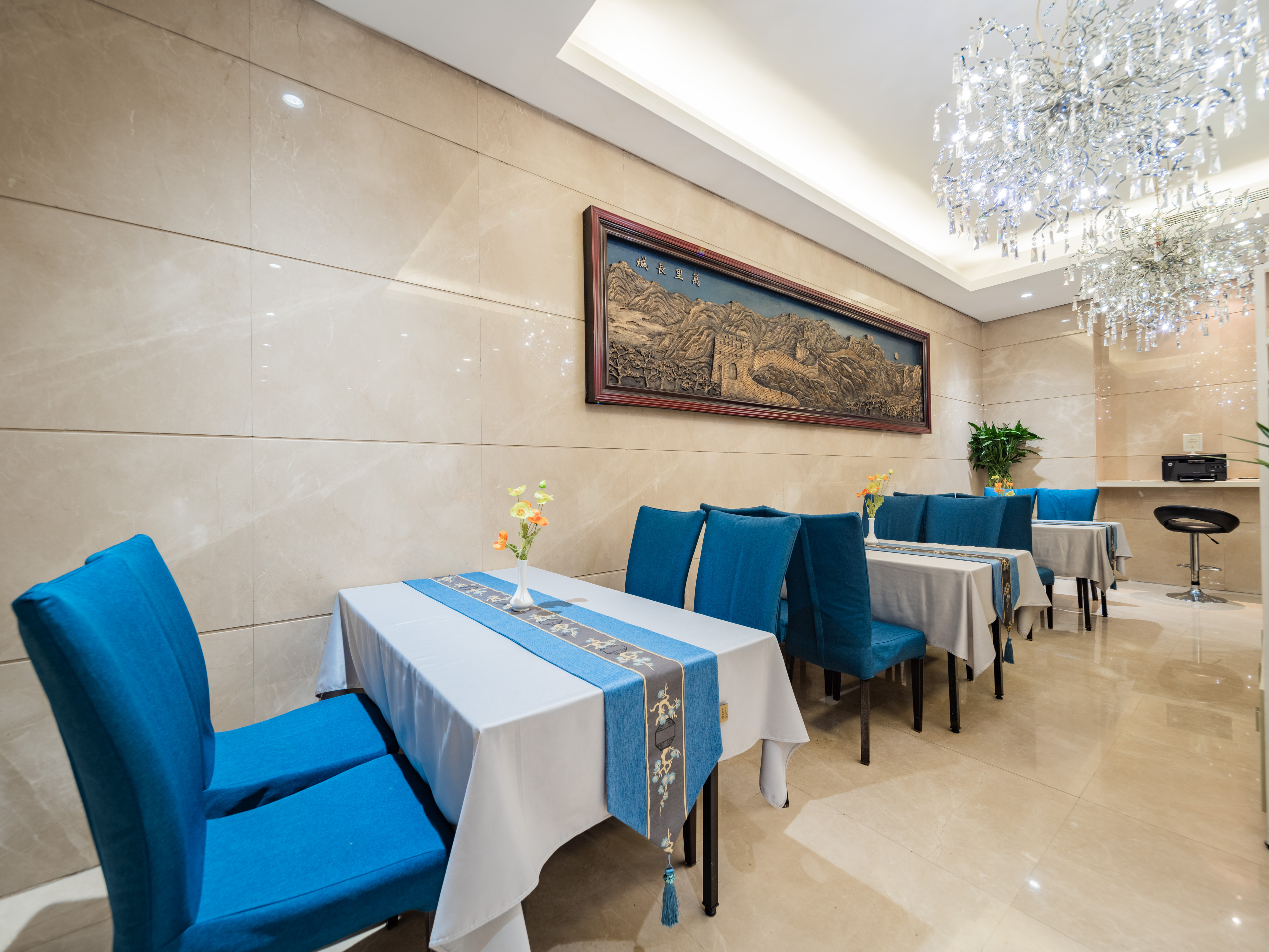 中江之旅•中江酒店(丈八北路地铁站大茂城店)大堂