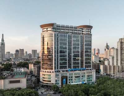 南京苏宁环球套房饭店外观