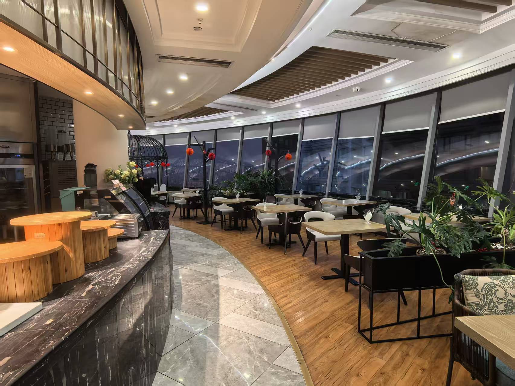 无锡美丽豪酒店（三阳广场南长街店）空中旋转餐厅餐厅图