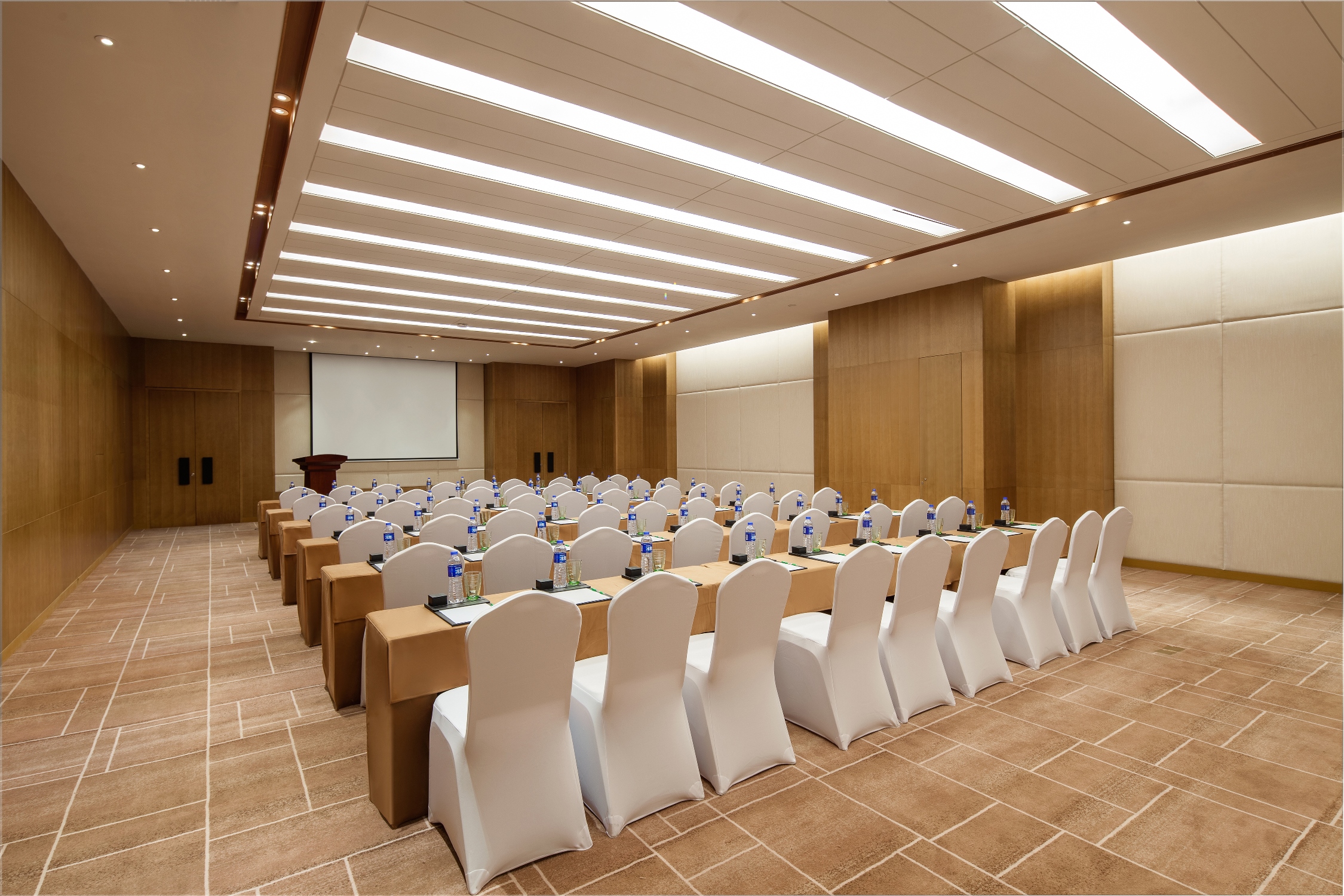 南京上秦淮假日酒店悠谷厅会场图