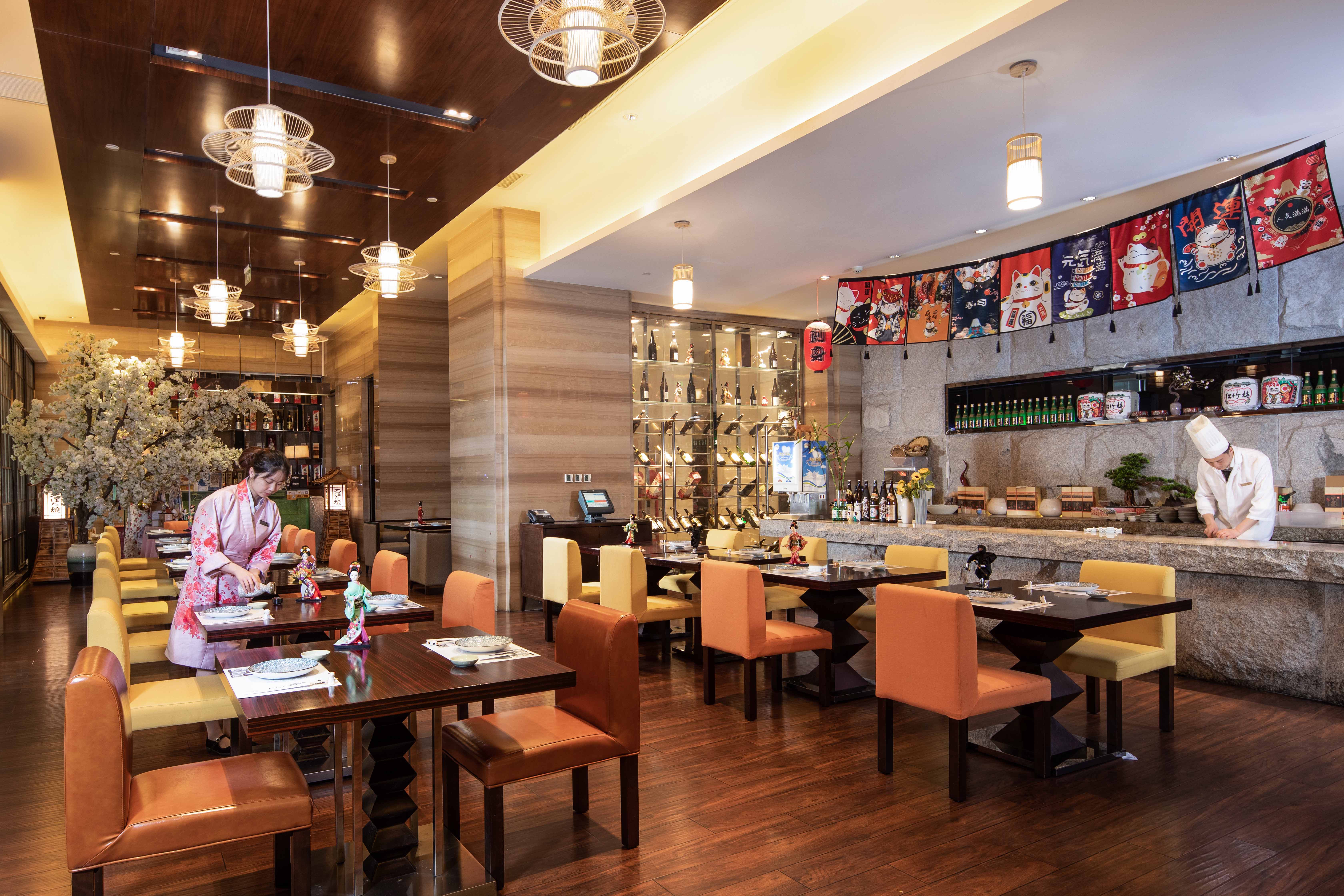 昆明七彩云南温德姆至尊豪廷大酒店银座日餐厅餐厅图