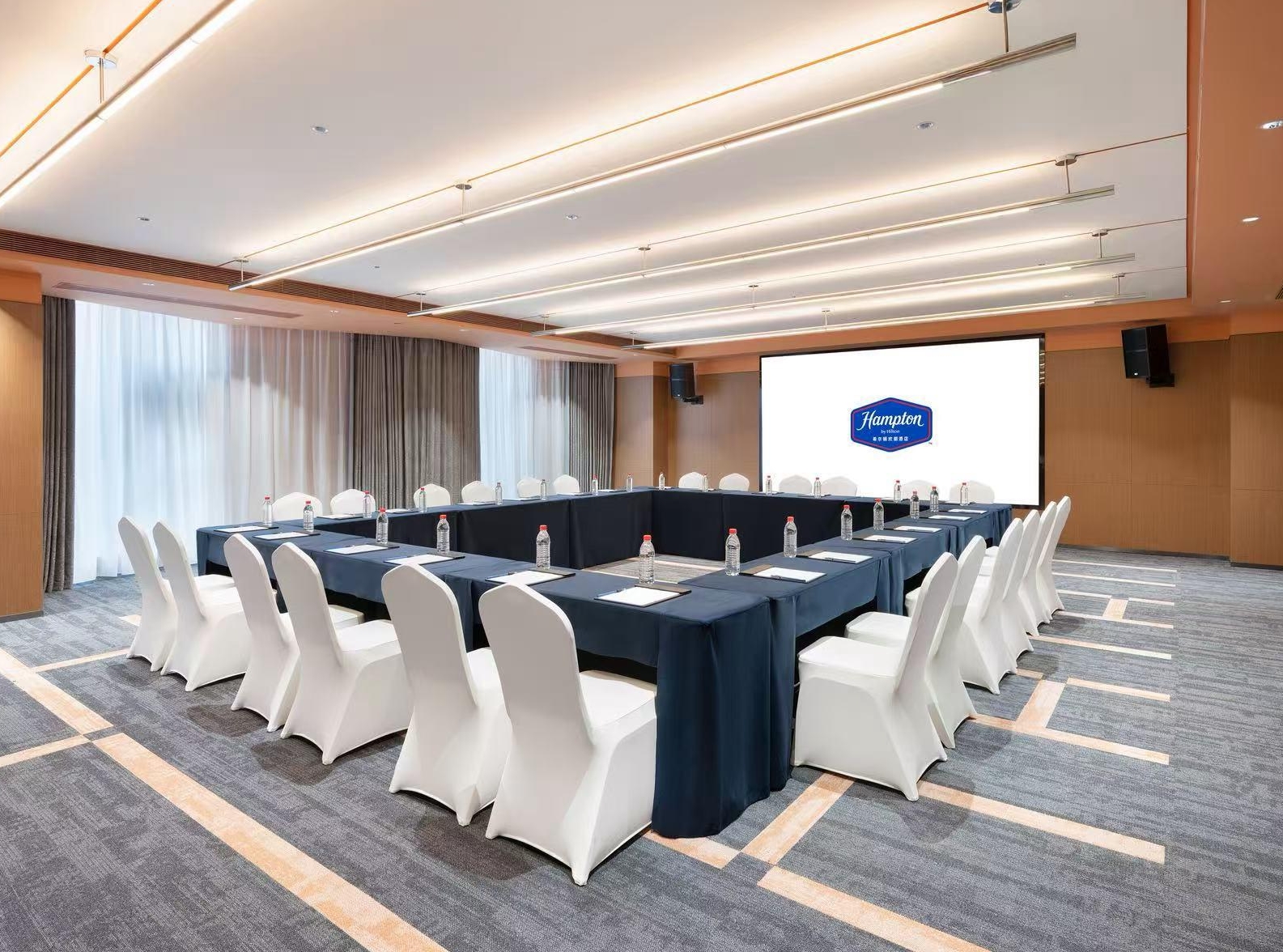 景德镇瓷都中心希尔顿欢朋酒店会议室2会场图