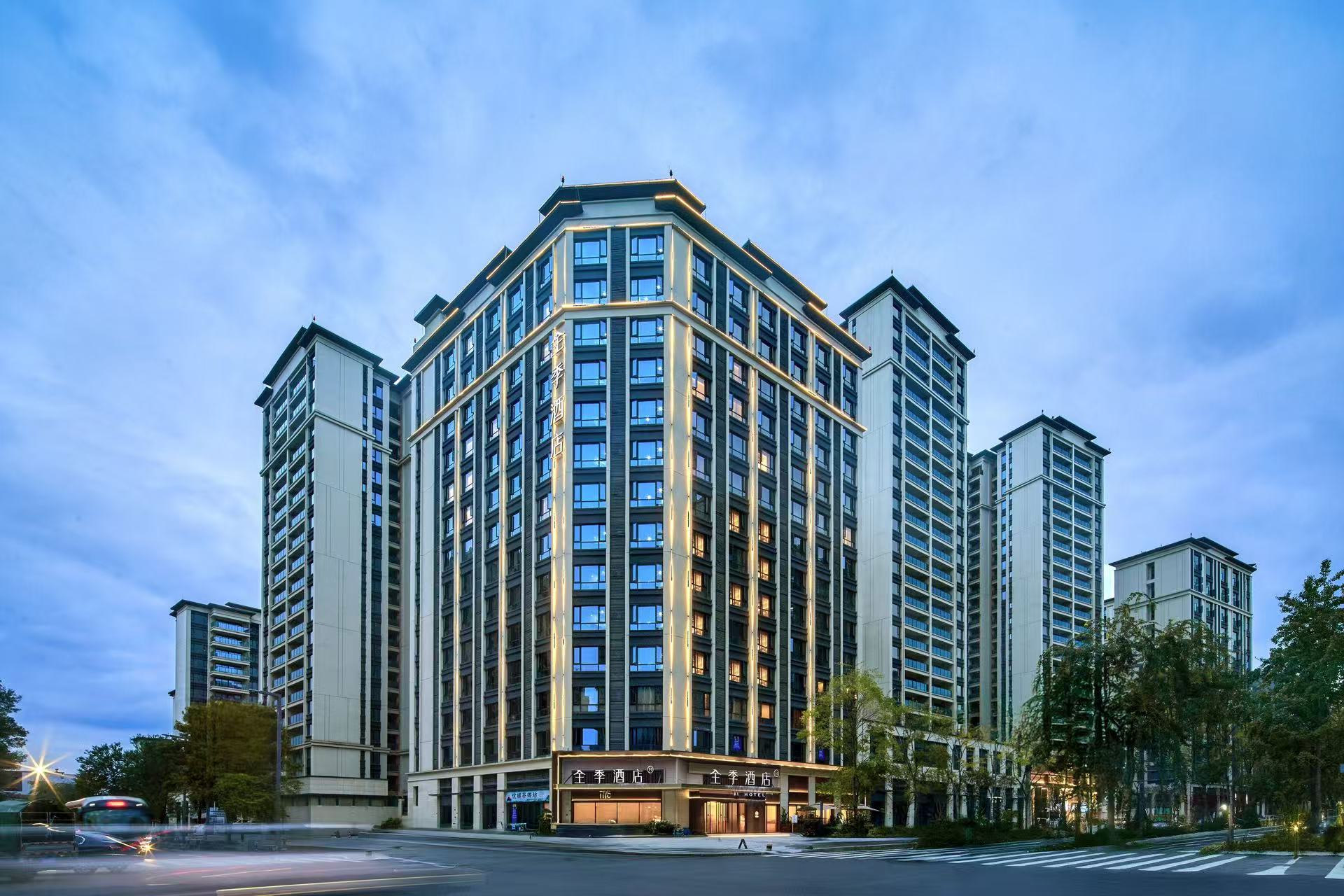 全季（成都西博城兴隆湖湿地公园酒店）会议场地封面图