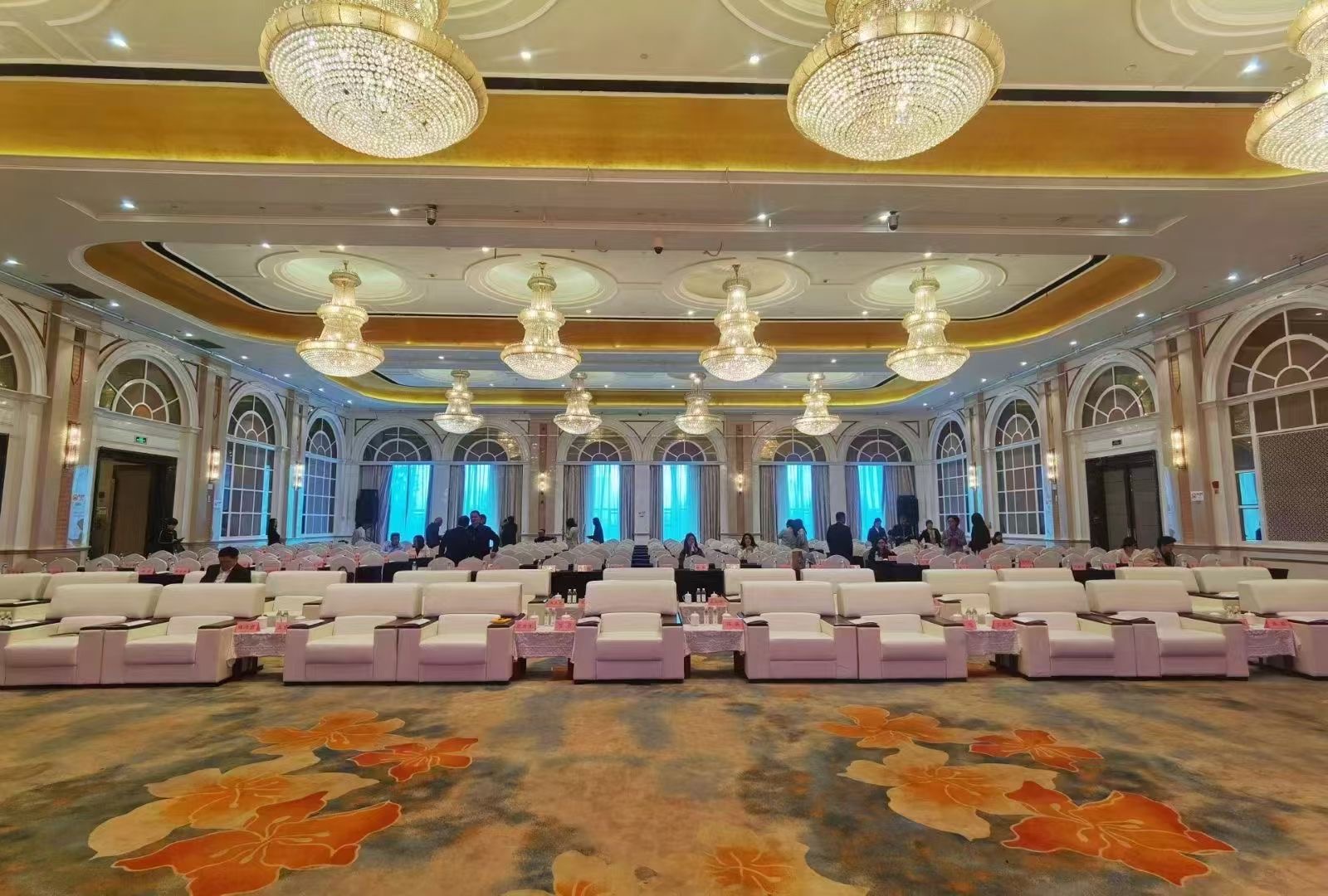 成都星宸航都国际酒店益州厅会场图