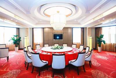 青岛紫玥雅高铂尔曼酒店中餐厅餐厅图